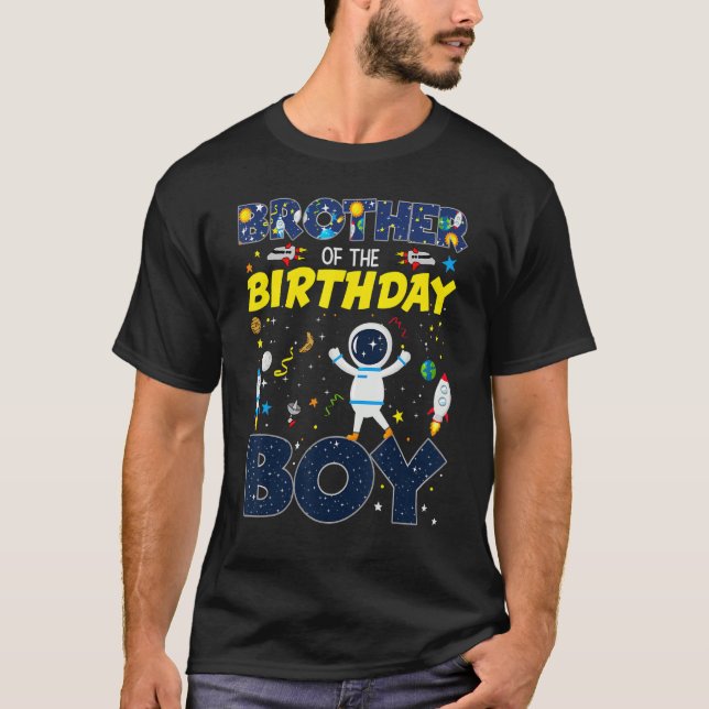 Camiseta Irmão Dos Planetas De Combinação Espacial Do Menin (Frente)