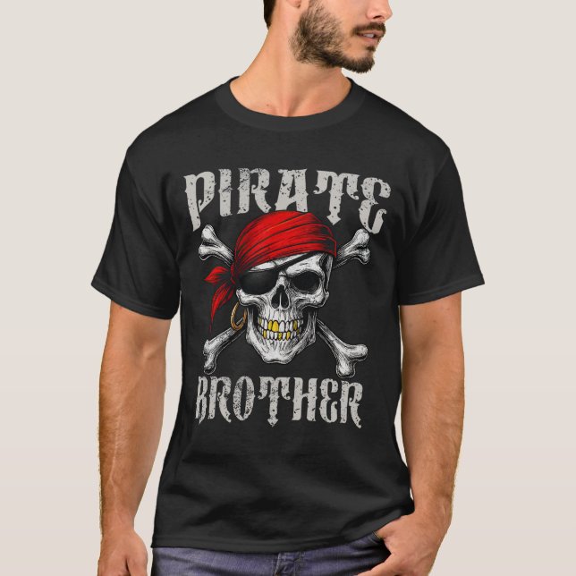 Camiseta Irmão Pirata Jolly Roger Flag E Skull Crossbon (Frente)