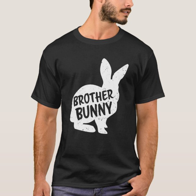 Camiseta Irmão Son Bunny Matando Grupo Funny Família East (Frente)