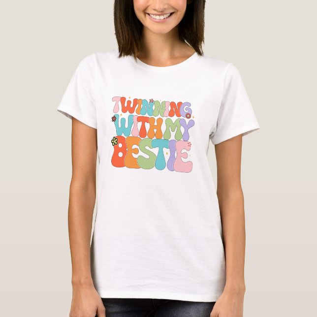 CAMISETA IRMÃS GÊMEAS COM MINHA MELHOR AMIGA (Frente)
