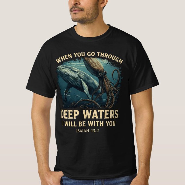 Camiseta Isaiah 43:2 Whale Deep Waters Christian (Frente)