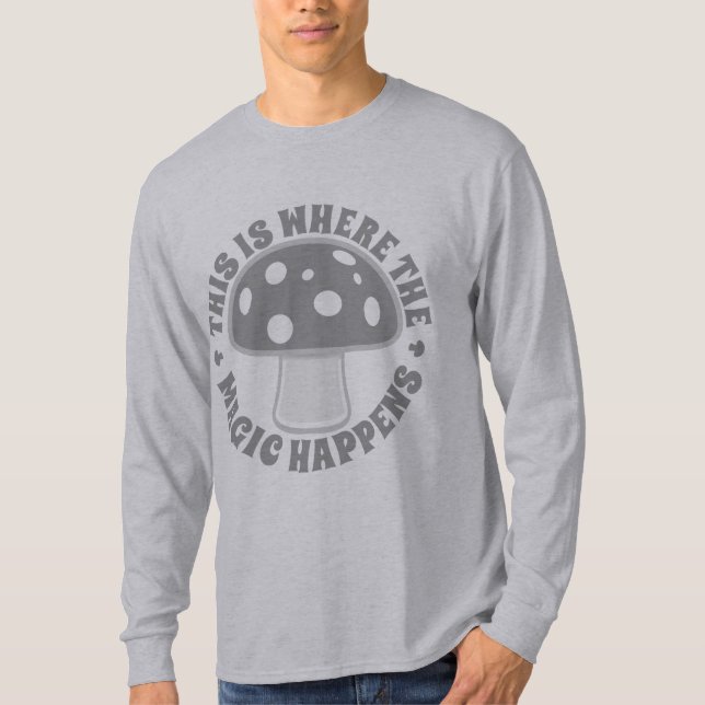 Camiseta Isto é o lugar onde a mágica acontece - (Frente)