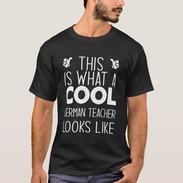 Camiseta Isto É O Que Parece Um Professor Alemão Legal (Frente)