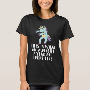 Camiseta Isto é o que uma criança incrível de 7 anos parece