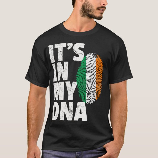 Camiseta IT_S EM MY DNA Irlanda Irlanda Rua Patrick_s Day (Frente)