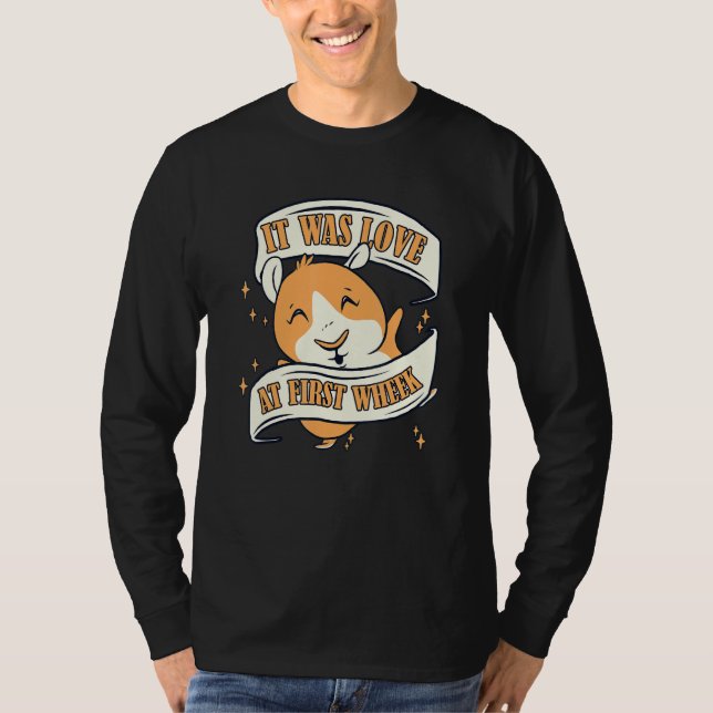 Camiseta It Was Love At First Wheek Guinea Pig (Frente)