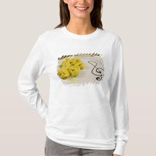 Camiseta Itália, Cento. Um prato de queijo tortellini