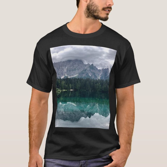 Camiseta Itália Laghi Di Fusine T-Shirt (Frente)