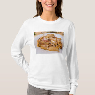 Camiseta Itália, Positano. Placa de exibição de rigatoni.