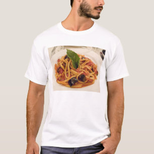 Camiseta Itália, Positano. Prato de massa e berinjela.