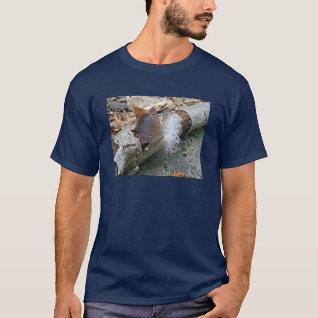 Camiseta Itens de Coordenação de Folhas de Abutre-Turca (Frente)