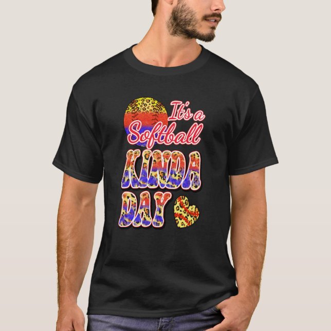Camiseta It's a Softball Kinda Day Softball Mom High School (Frente)