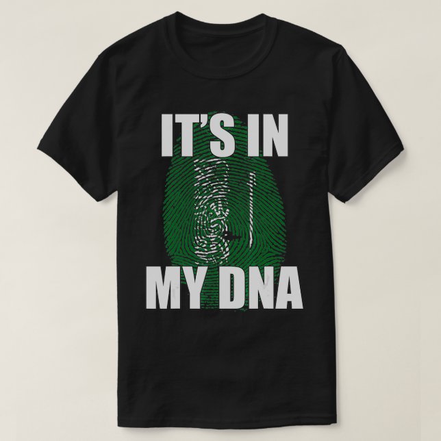 Camiseta It's In My DNA Saudi Flag  (Frente do Design)