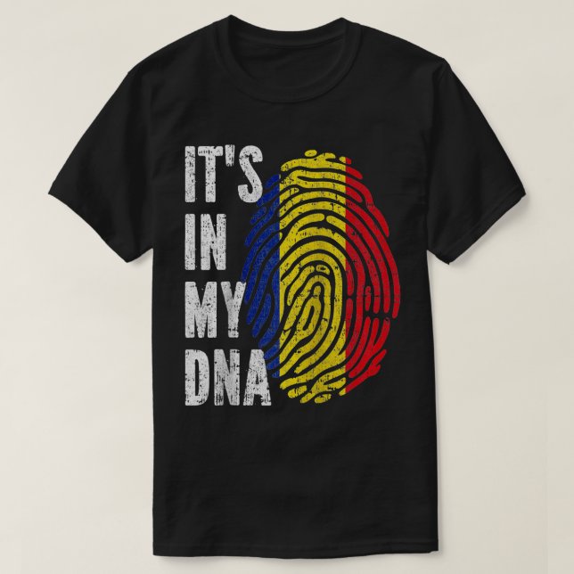 Camiseta ITS NO MEU DNA Romênia Bandeira Raglan Basebal Rom (Frente do Design)