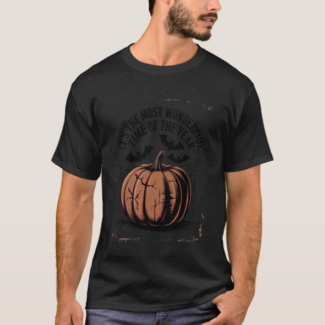 Camiseta Its The Most Wonderful Time of The Year Halloween  (Frente)