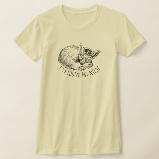 Camiseta I've Found My Niche Cozy Napping Fox (Postura )