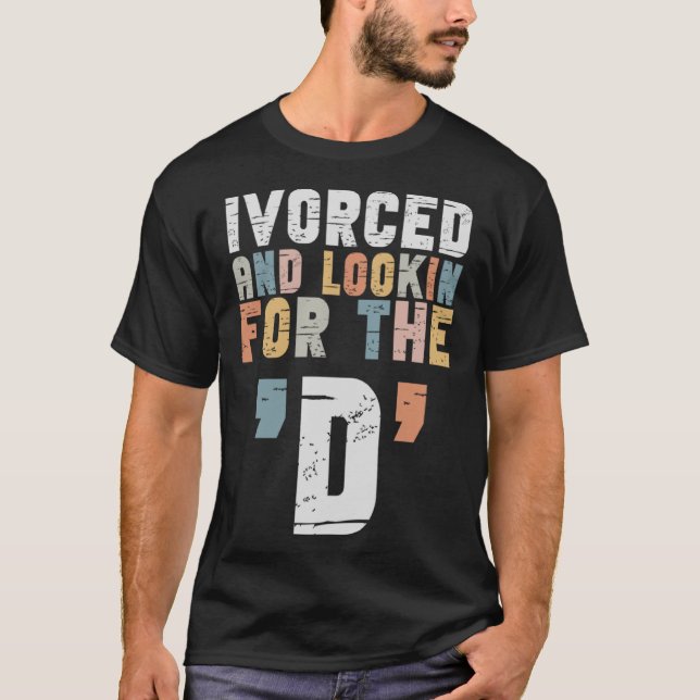 Camiseta Ivorted E Procurando O Engraçado Namorando Online  (Frente)