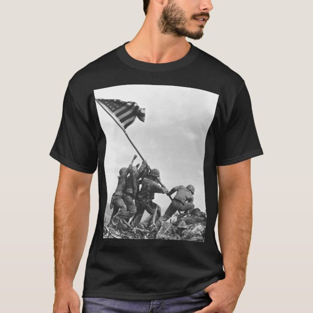 Camiseta Iwo Jima Raising American Flag (Frente)
