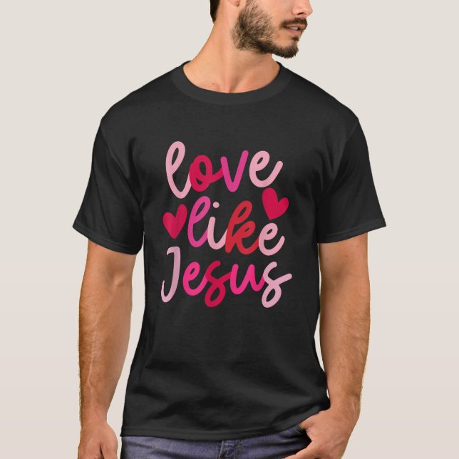 Camiseta IZI POD Retro Love Like Jesus Coquette Heart Arco  (Frente)