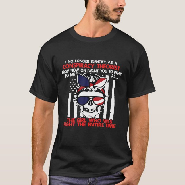 Camiseta Já Não Me Identifico Como Teórico Da Conspiração P (Frente)