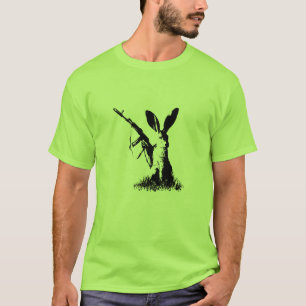 Camiseta Jackrabbit com o Kalashnikov AK-74