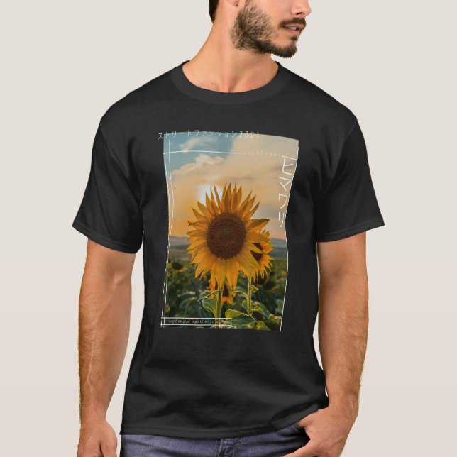 Camiseta Japanese Floral Sunflower Streetwear Aesthetic (Frente)