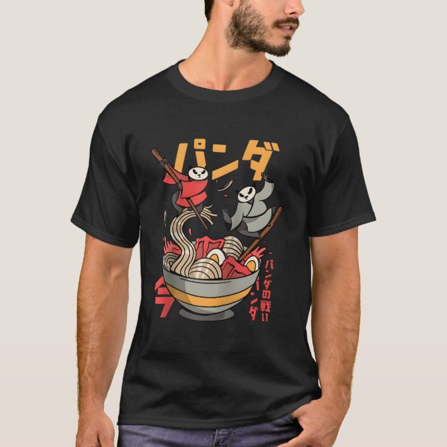 Camiseta Japanese Panda Monks Fighting Over Ra Noodles- Chi (Frente)