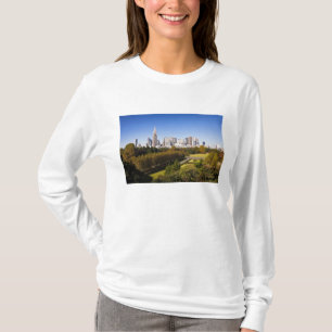 Camiseta Japão. Tóquio. Panorama do distrito de Shinjuku e