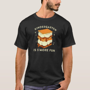 Camiseta Jardim de Infância é Mais Divertido Acampamento Fo