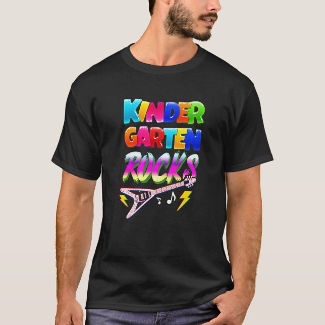 Camiseta Jardim de Infância Rocks Pré-Escolar de Volta à Es (Frente)