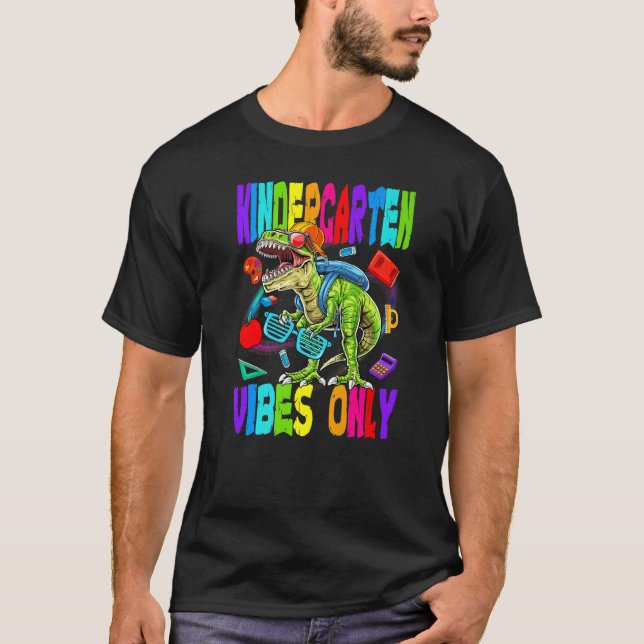 Camiseta Jardim de Infância Vibes Apenas Óculos de Sol Dino (Frente)