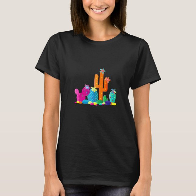 Camiseta Jardim de Rochas com Cactos e Flores de Cacto Bril (Frente)