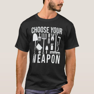 Camiseta Jardim Escolha Sua Arma Ferramentas de Jardinagem