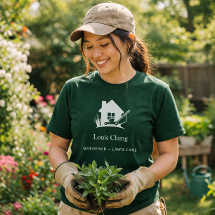 Camiseta Jardinagem de cuidados com o gramado verde cortado
