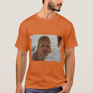 Camiseta Jennifer Coolidgeanyahese gays eles estão tentando