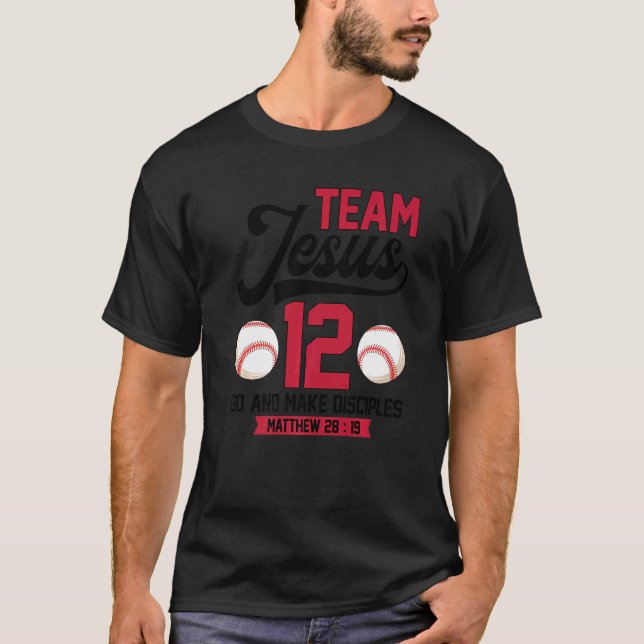 Camiseta Jesus and Baseball Team Jesus Christian Matthew 28 (Frente)