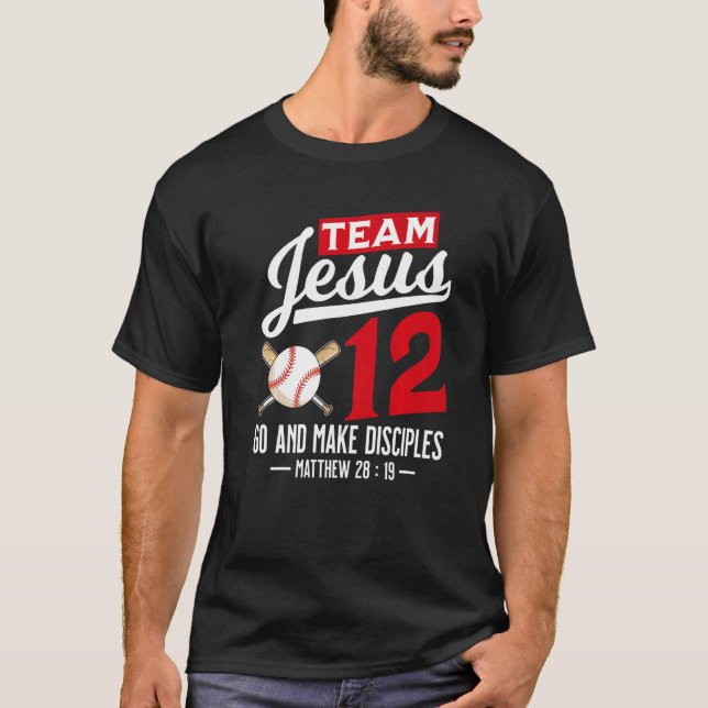 Camiseta Jesus and Baseball Team Jesus Christian Matthew 28 (Frente)