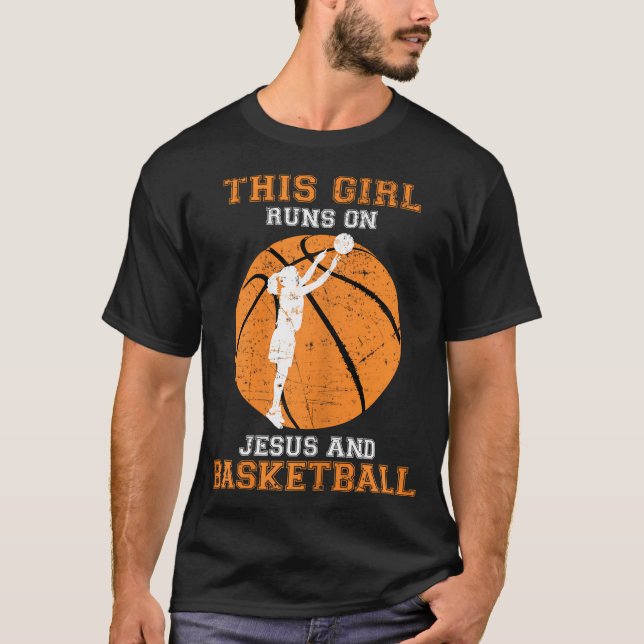 Camiseta Jesus Basquete Dando Presentes Cristãos Menina (Frente)