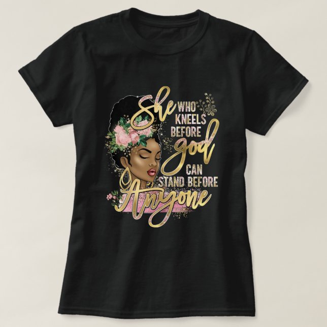 Camiseta Jesus Black Girl Ela Que Se Conhece Perante Deus C (Frente do Design)