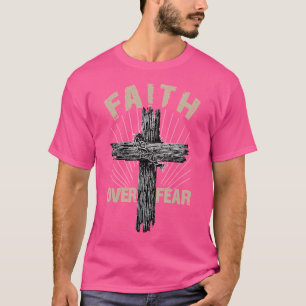 Camiseta Jesus Cristo cruza a fé sobre a citação do medo di