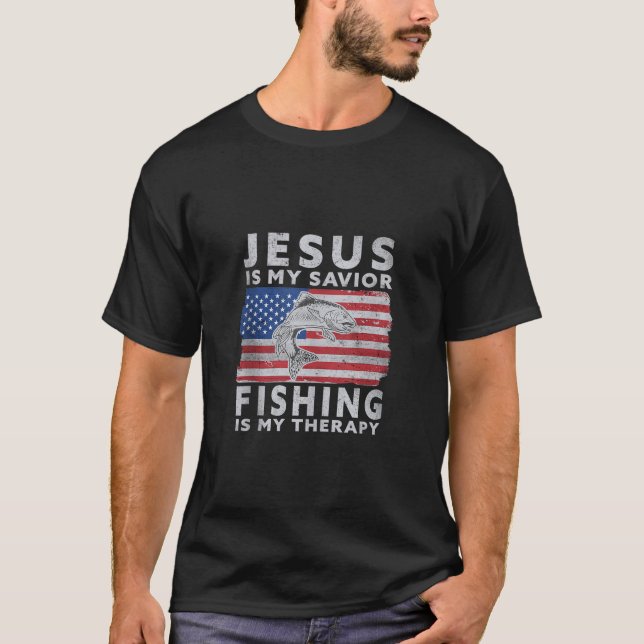 Camiseta Jesus é meu salvador pescar é minha terapia engraç (Frente)