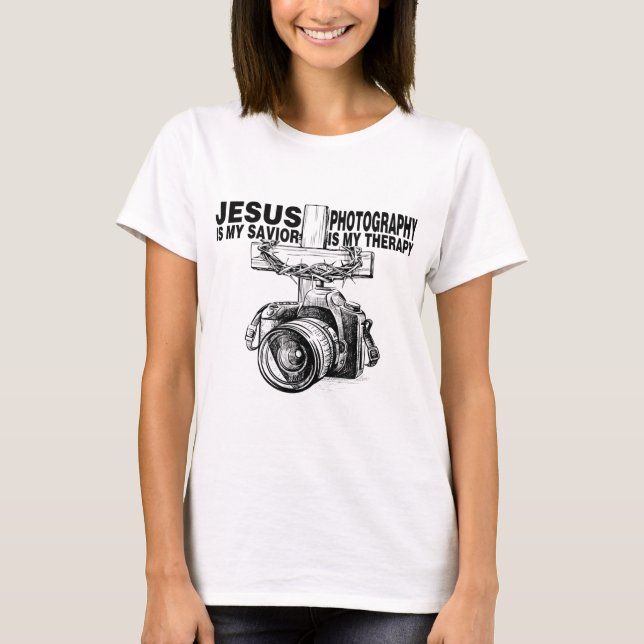 Camiseta Jesus é minha fotografia salvadora é minha terapia (Frente)