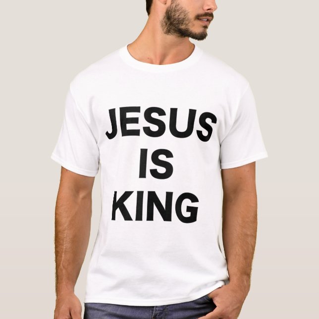 Camiseta Jesus é o Rei Negrito Texto Negro Cristão Religios (Frente)