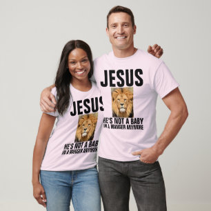 CAMISETA JESUS, ELE NÃO É MAIS UM BEBÊ EM UM MANGEIRO