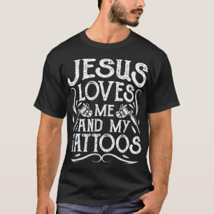 Camiseta Jesus Me Ama E Minhas Tatuagens Tatuaram Christian