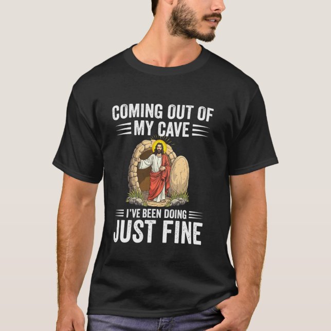 Camiseta Jesus Saindo Da Minha Caverna E Eu Estou Bem (Frente)