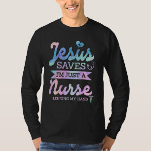 Camiseta Jesus salva que eu sou apenas uma enfermeira fé cr