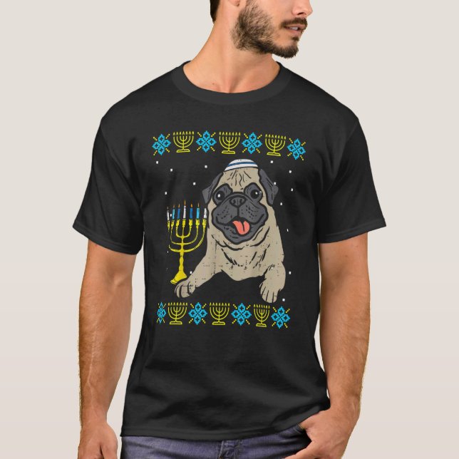 Camiseta Jewish Pug Dog Menorah Ugly Hanukkah Pajamas Chanu (Frente)