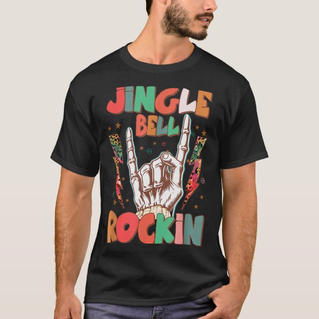 Camiseta Jingle Bell Rockin Groovy Retro Christmas Xmas Ske (Frente)