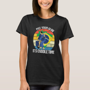 Camiseta Jiu Jitsu cita retrô colocando seu Gi em sua chara